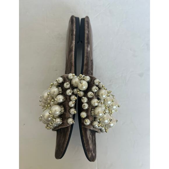 Jeffrey Campbell Dressy Pixie Faux Pearl Taupe Crushed Velvet Slide Sandals Sz 9 - Picture 8 of 12